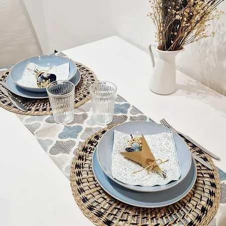 Il Faro Del Viaggiatore Gênes